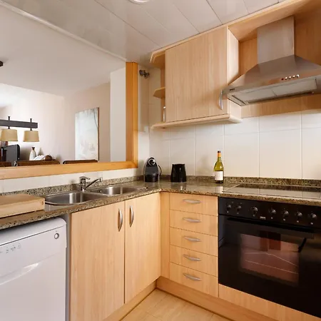 فيلة Lets Holidays Big Terrace House With Parking توسا ذي مار