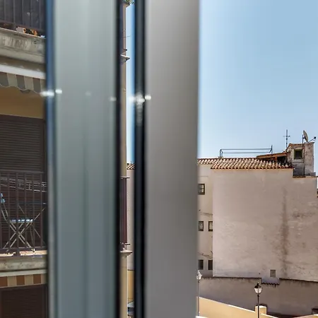 Lets Holidays Big Terrace House With Parking * توسا ذي مار