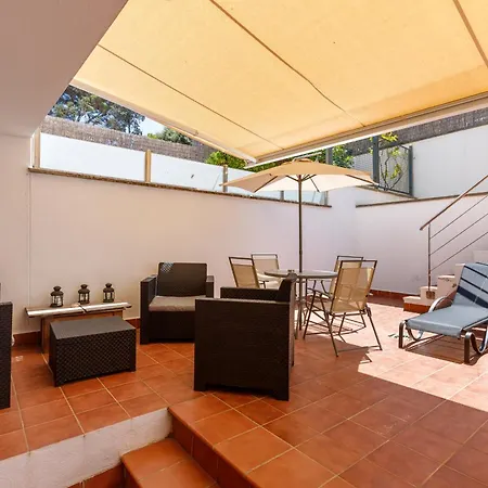 Lets Holidays Big Terrace House With Parking 빌라