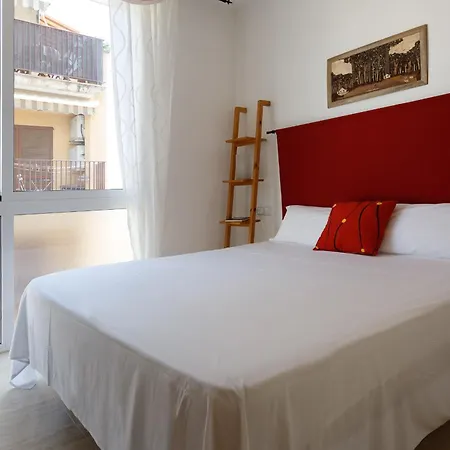 Villa Lets Holidays Big Terrace House With Parking *
