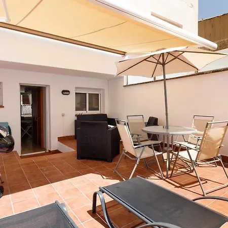 Lets Holidays Big Terrace House With Parking * 또사데마르