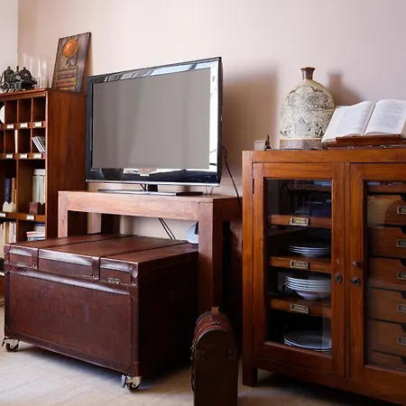 Lets Holidays Big Terrace House With Parking 빌라 *