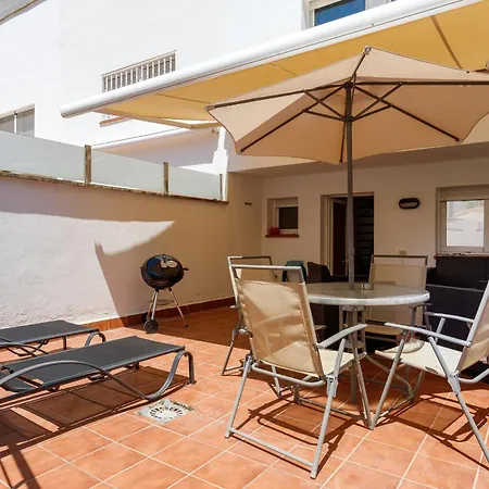 Villa Lets Holidays Big Terrace House With Parking *