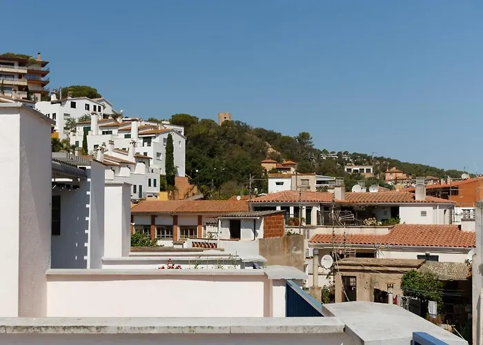 Lets Holidays Big Terrace House With Parking فيلة *