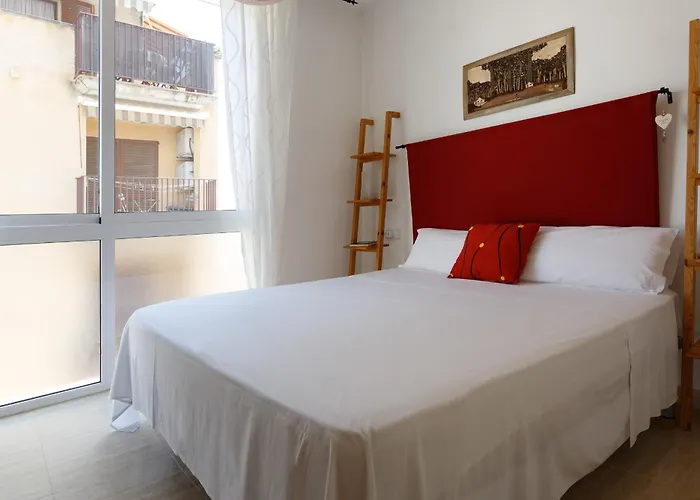 فيلة Lets Holidays Big Terrace House With Parking *
